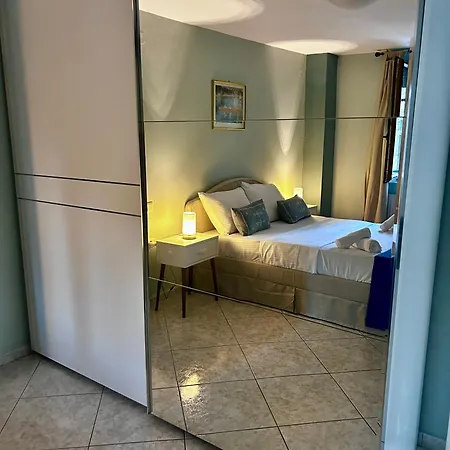 Elia Apartment